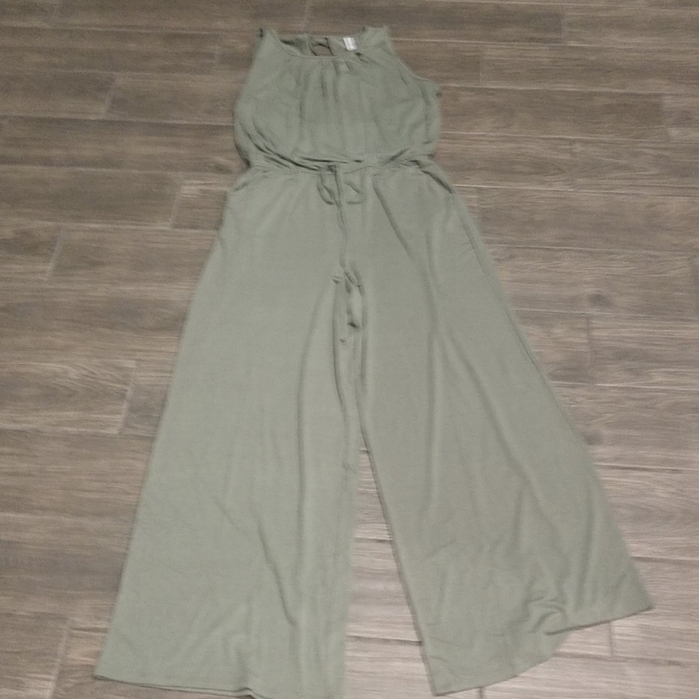 Wide leg olive jumpsuit-New w/o tags
